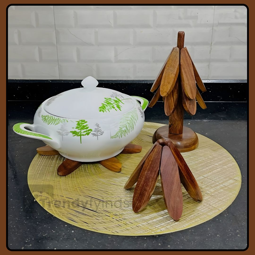 Premium Tree Shape Wooden Trivet Set (Set of 4) by Trendyfyinds™